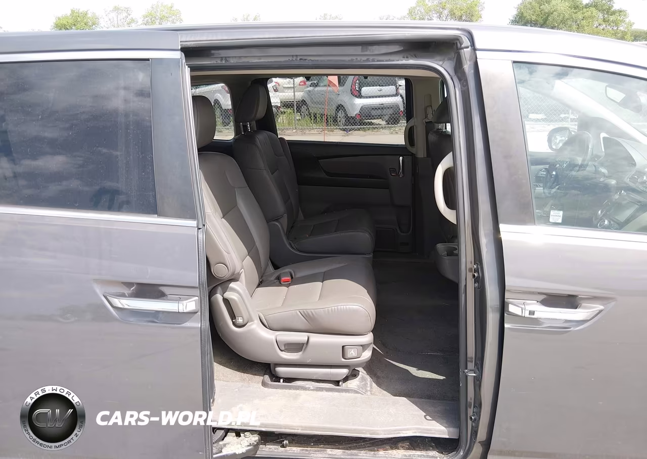 2015 Honda Odyssey Ex-L VIN:5FNRL5H63FB030866 - 8