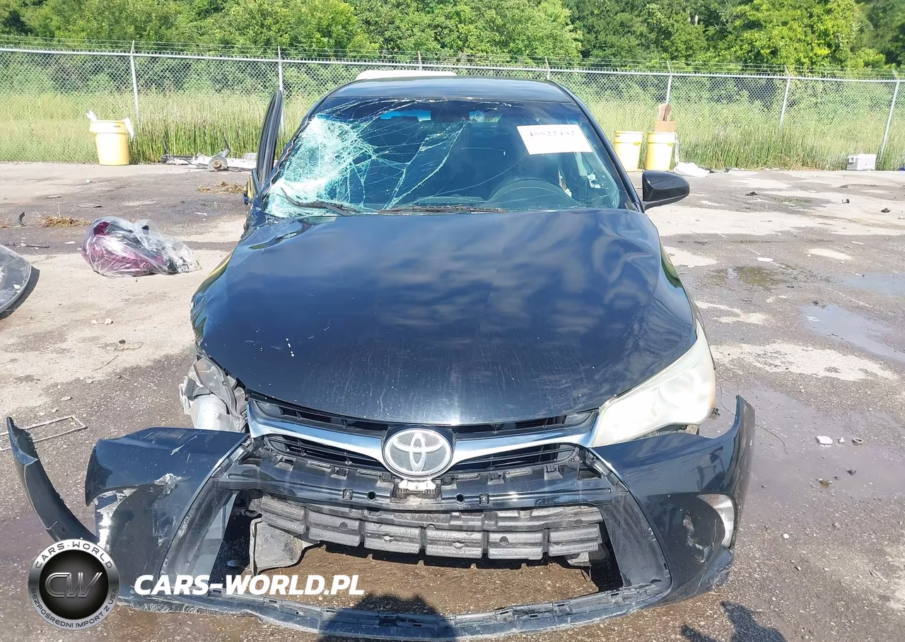 2015 Toyota Camry Le VIN:4T1BF1FK4FU029147 - 12