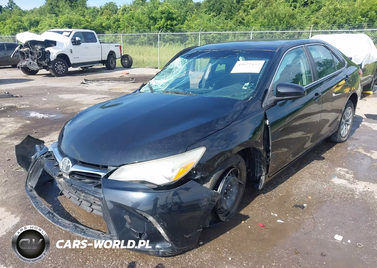 2015 Toyota Camry Le VIN:4T1BF1FK4FU029147 - 2