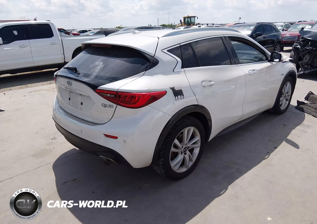 2018 Infiniti Qx30 Premium VIN:SJKCH5CP6JA045111 - 4