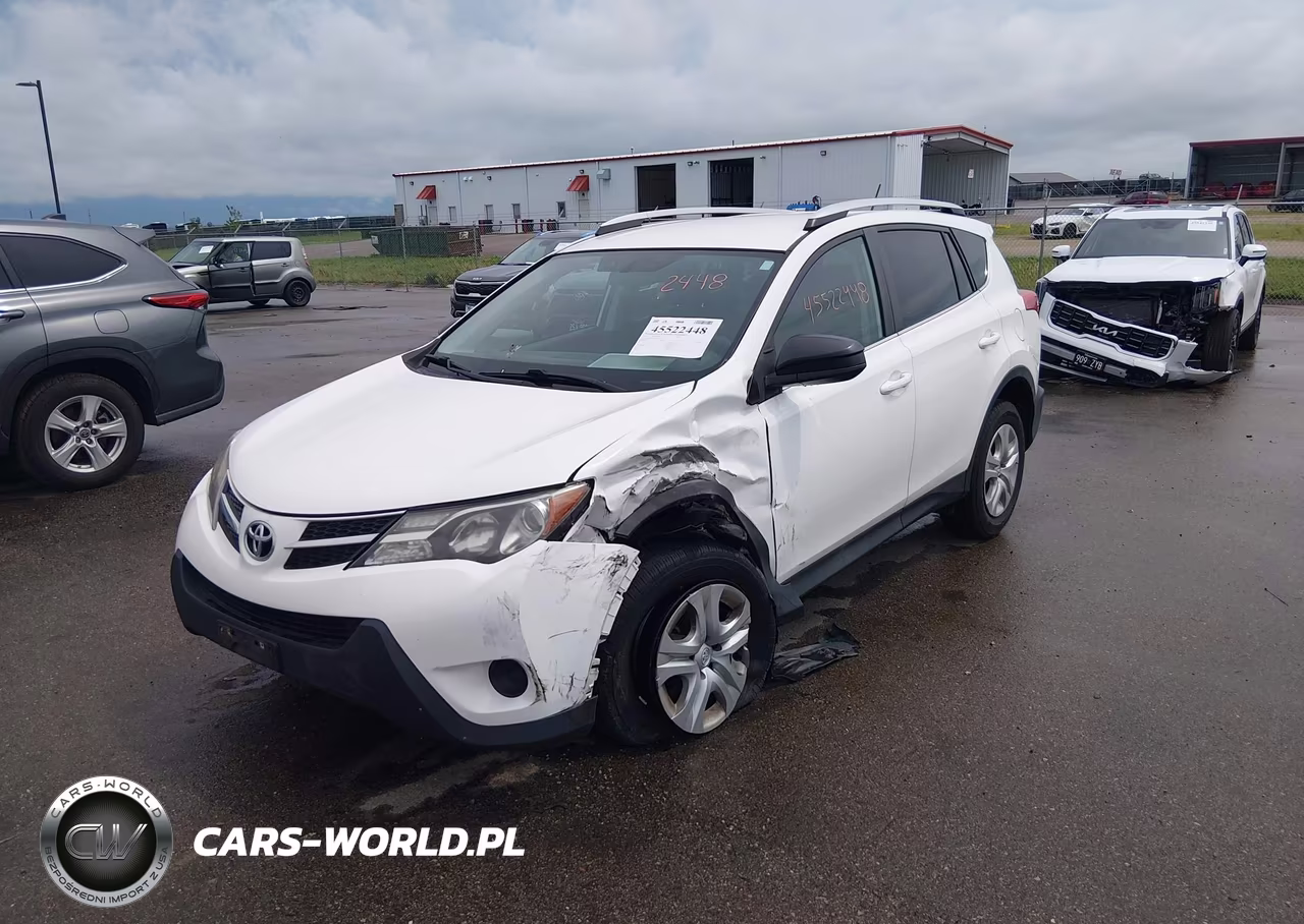 2015 Toyota Rav4 Le VIN:2T3BFREV9FW322592 - 2