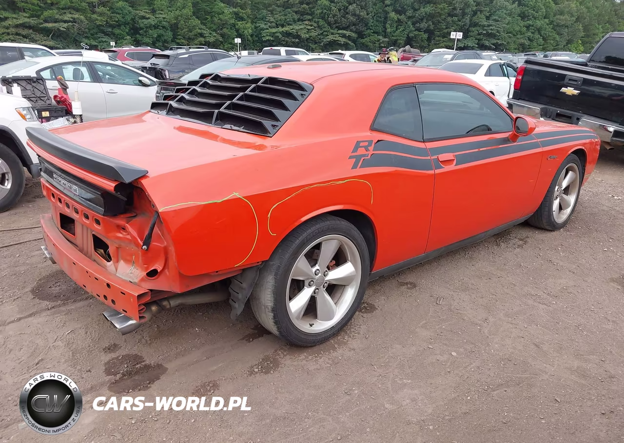 2013 Dodge Challenger R-T Classic VIN:2C3CDYBT6DH734073 - 4