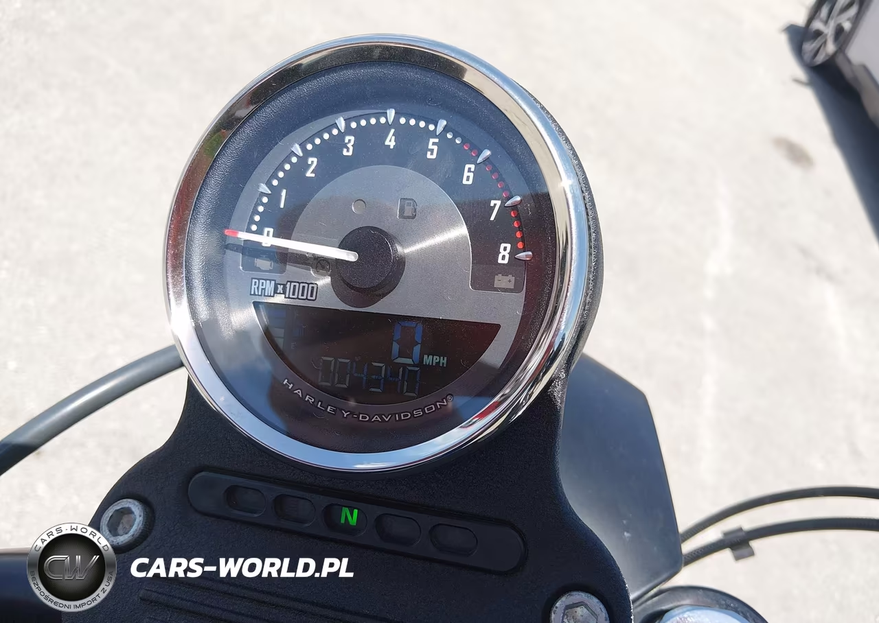 2013 Harley-Davidson Xl883 Iron 883 VIN:1HD4LE212DC401127 - 7