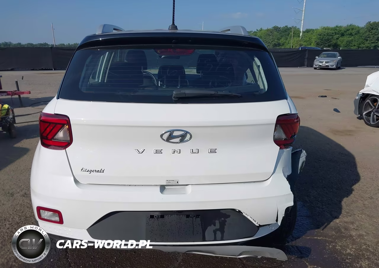 2025 Hyundai Venue Limited VIN:KMHRC8A38SU384879 - 16