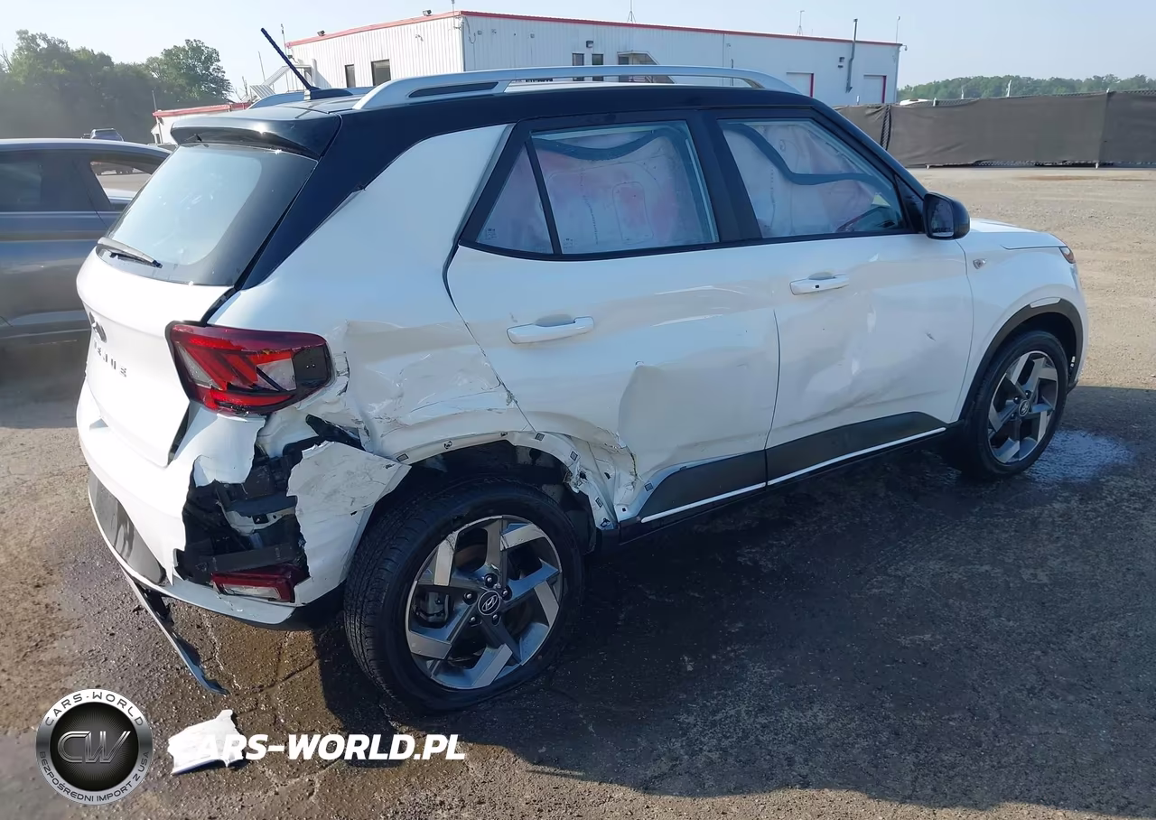 2025 Hyundai Venue Limited VIN:KMHRC8A38SU384879 - 4