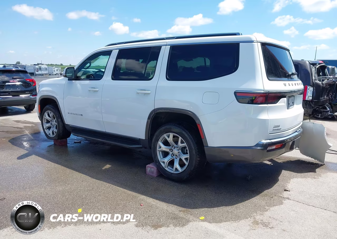 2022 Jeep Wagoneer Series Ii 4X4 VIN:1C4SJVBT7NS157613 - 3