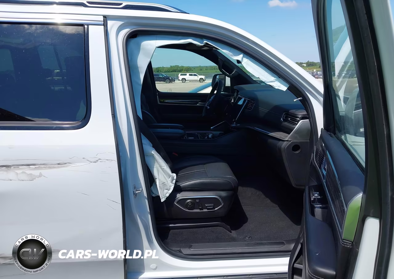 2022 Jeep Wagoneer Series Ii 4X4 VIN:1C4SJVBT7NS157613 - 5