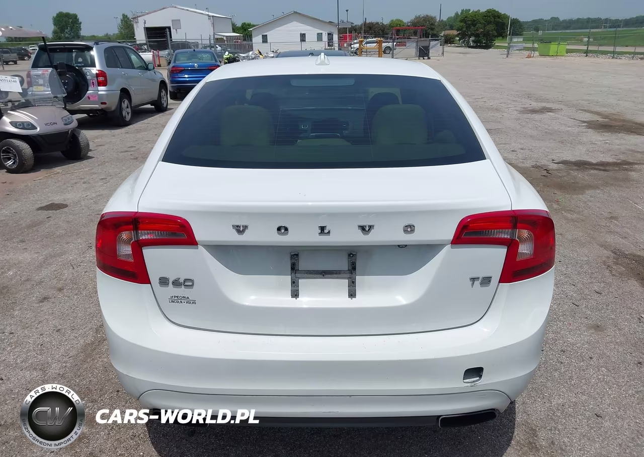 2015 Volvo S60 T5 Premier Plus VIN:YV140MFC1F1311623 - 16