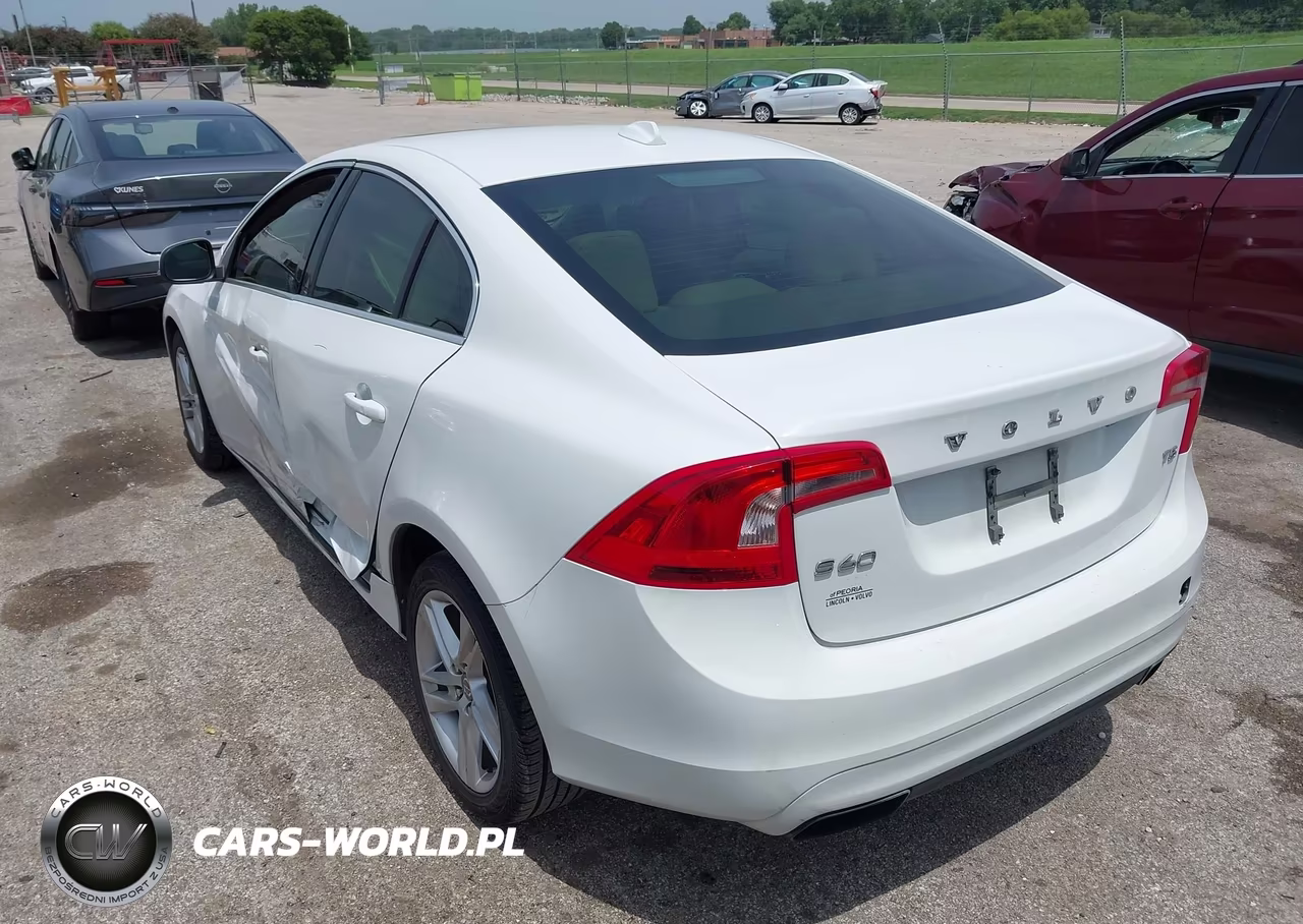 2015 Volvo S60 T5 Premier Plus VIN:YV140MFC1F1311623 - 3