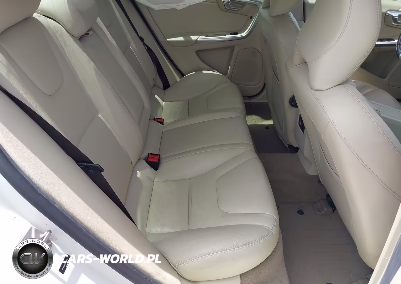 2015 Volvo S60 T5 Premier Plus VIN:YV140MFC1F1311623 - 8