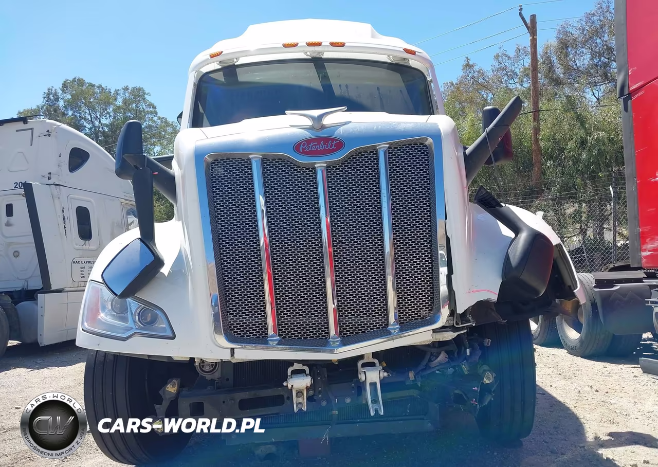 2023 Peterbilt 579 VIN:1XPBD49X7PD891121 - 11