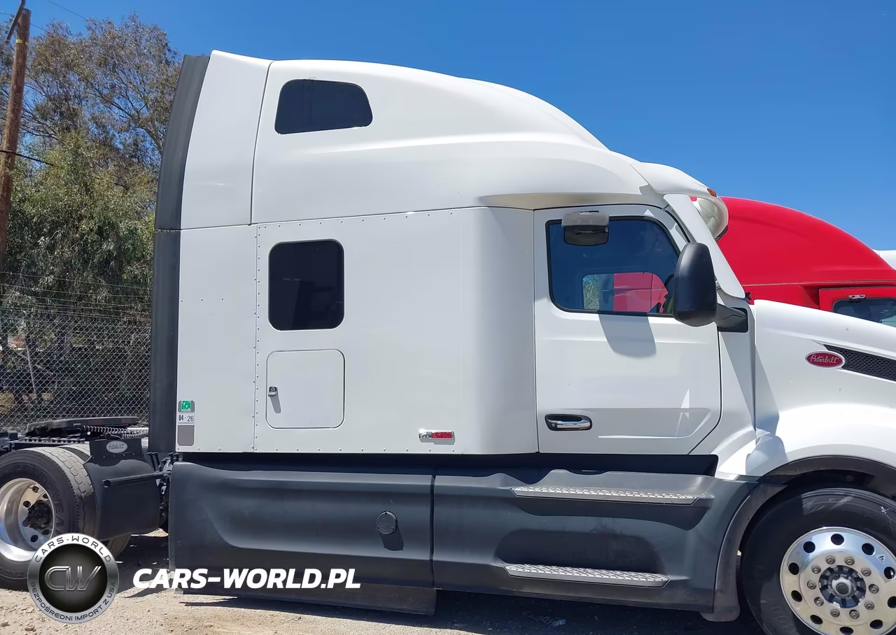2023 Peterbilt 579 VIN:1XPBD49X7PD891121 - 16