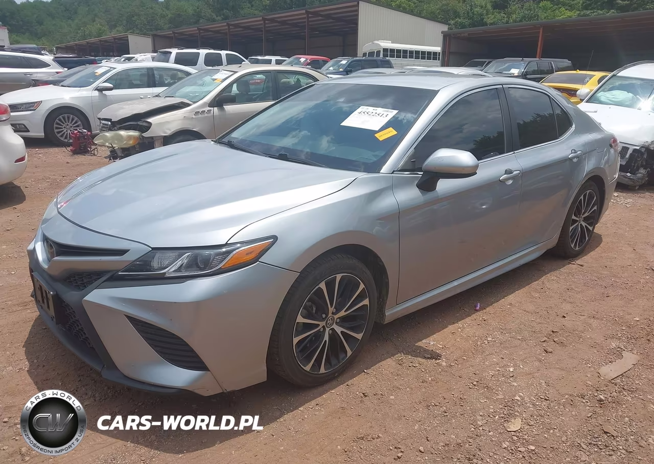 2018 Toyota Camry Se VIN:4T1B11HKXJU133646 - 2