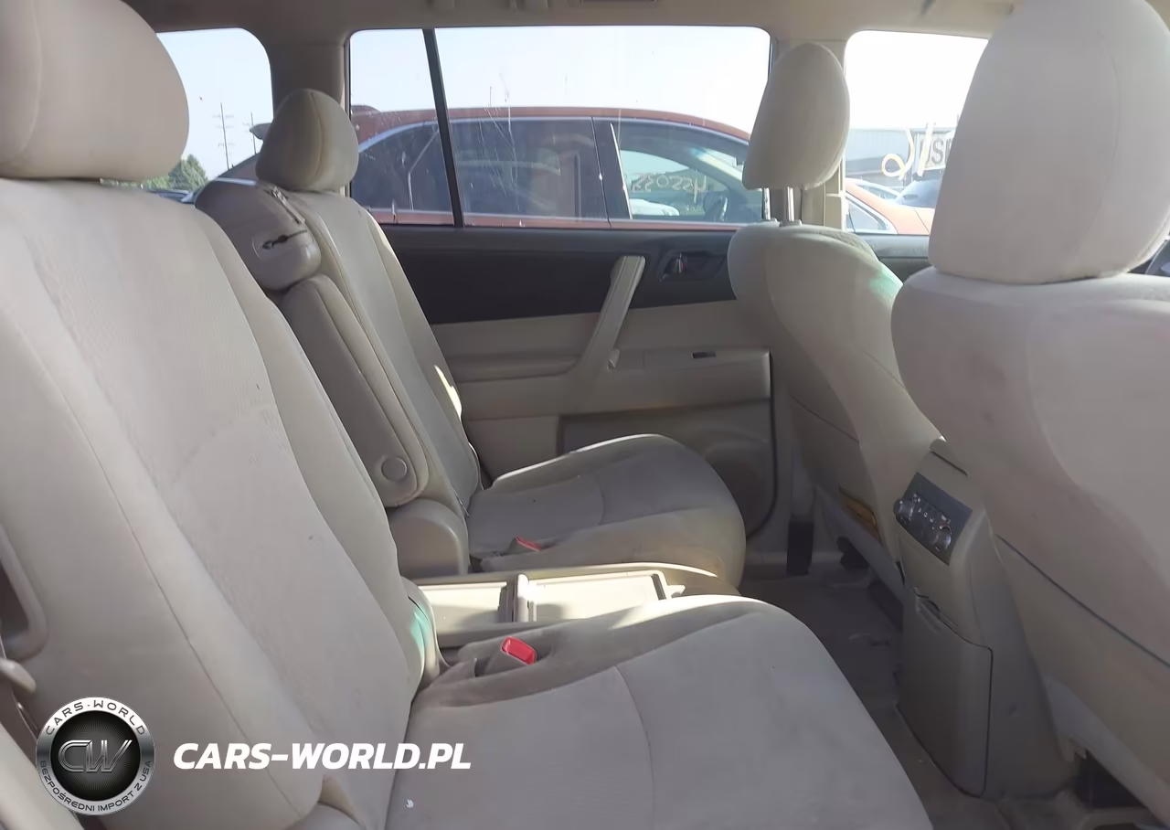 2010 Toyota Highlander VIN:5TDZA3EH8AS005000 - 8