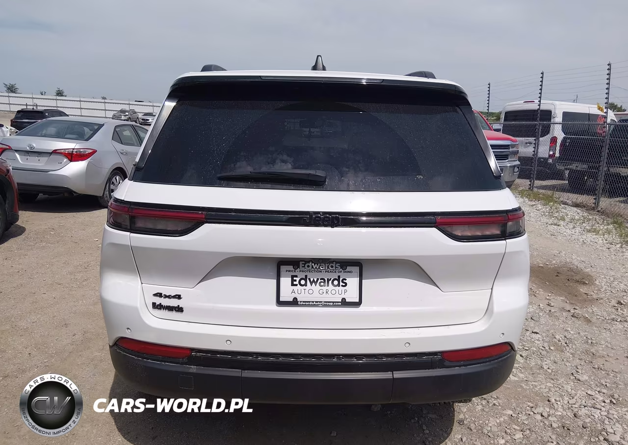 2024 Jeep Grand Cherokee Altitude X 4X4 VIN:1C4RJHAG1RC188103 - 16