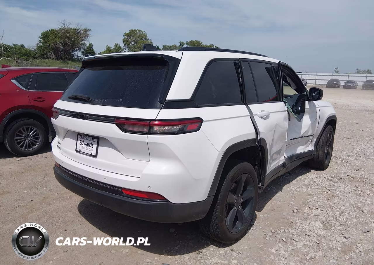 2024 Jeep Grand Cherokee Altitude X 4X4 VIN:1C4RJHAG1RC188103 - 4