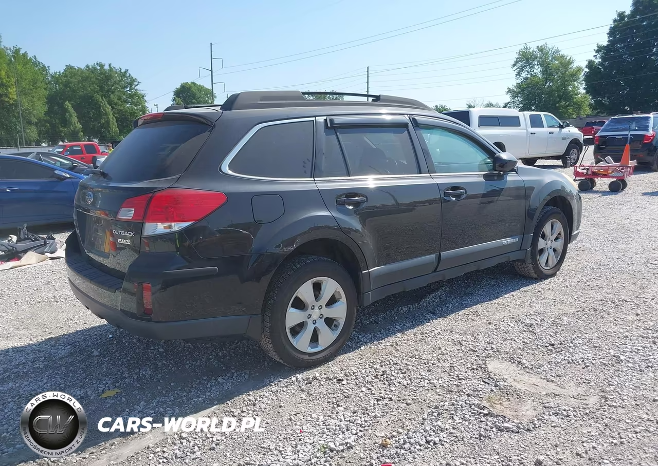 2011 Subaru Outback 2.5I Premium VIN:4S4BRBCC0B3397402 - 4