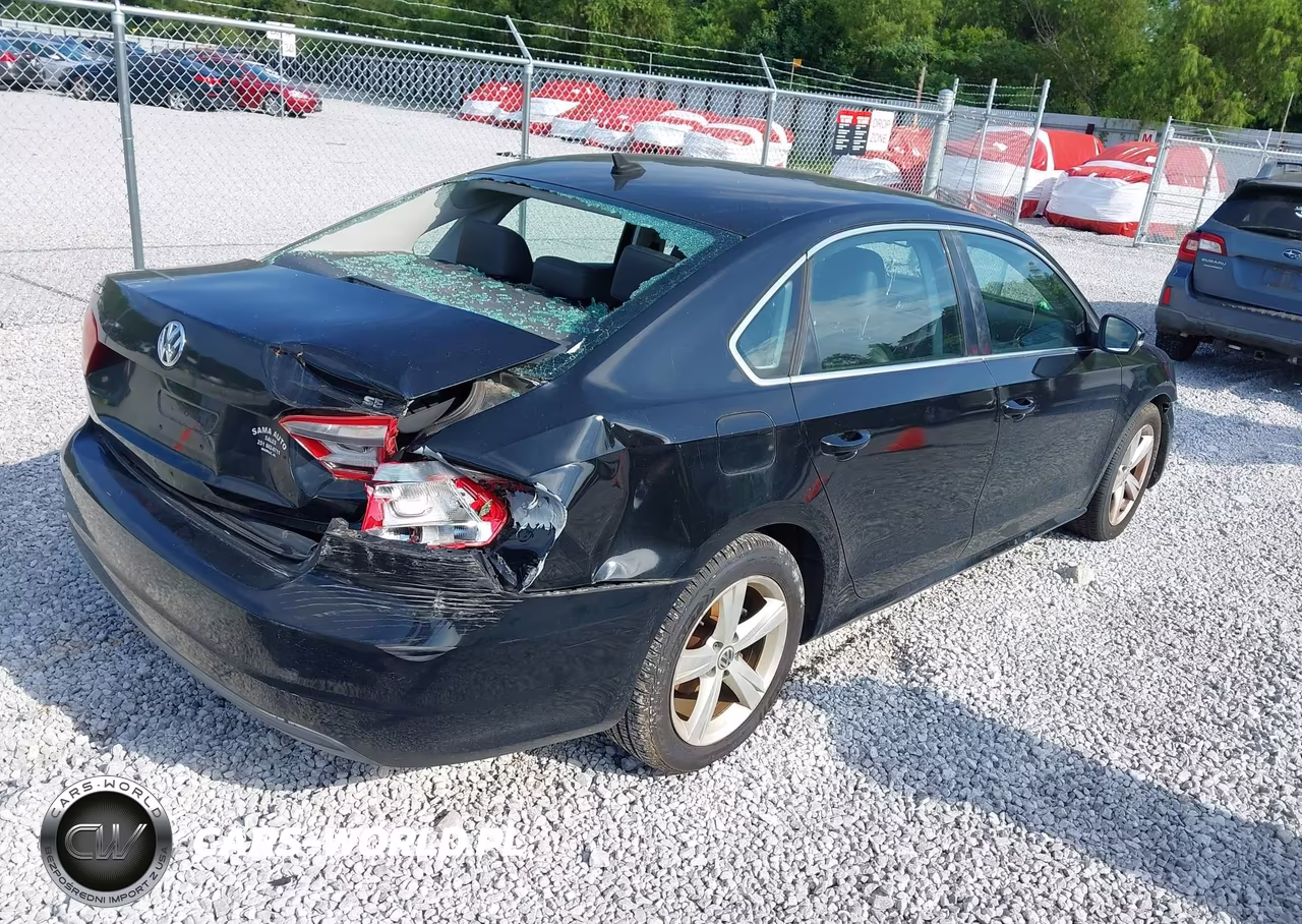 2013 Volkswagen Passat 2.5L Se VIN:1VWBP7A33DC141300 - 4