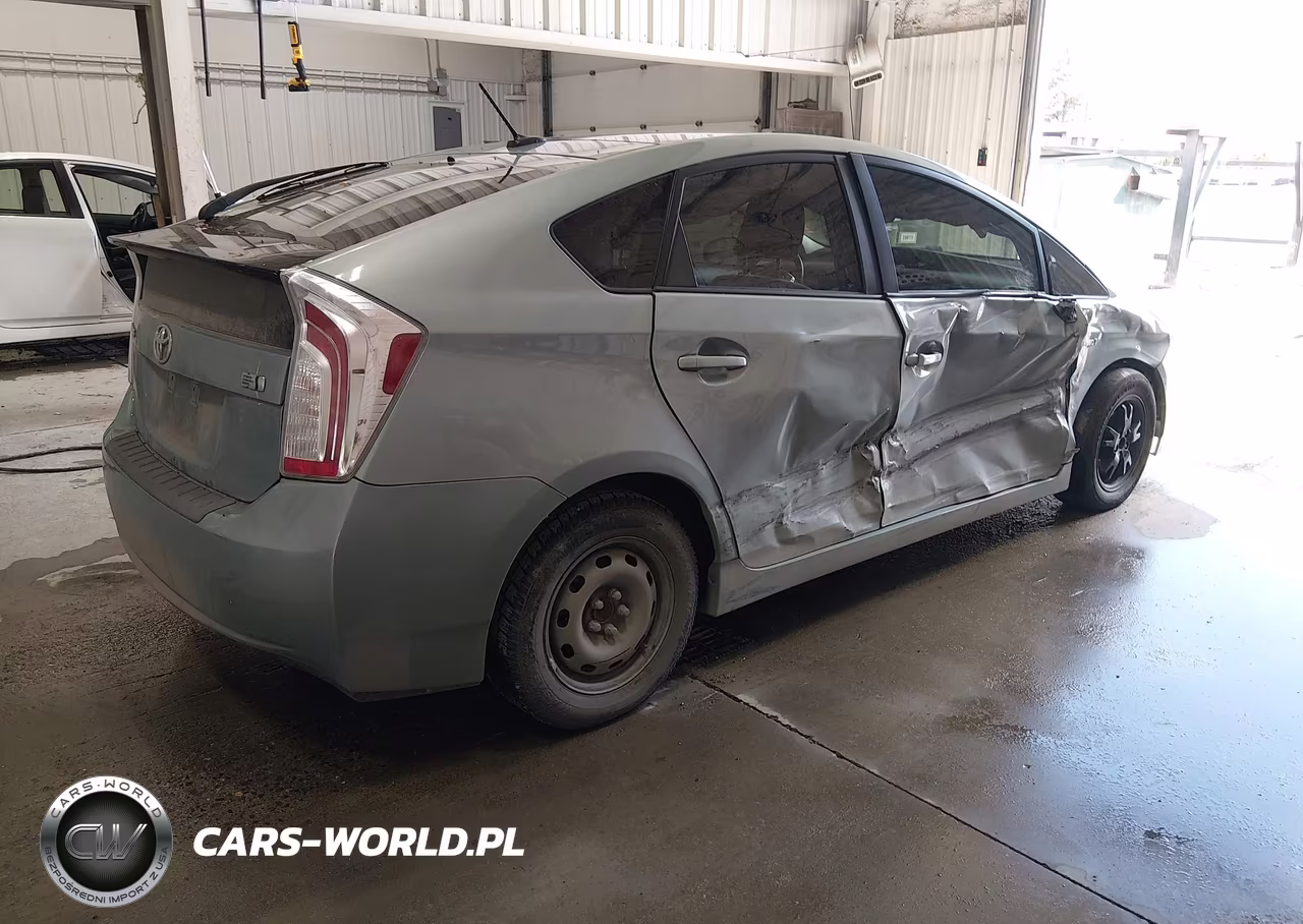 2012 Toyota Prius Three VIN:JTDKN3DU7C1485826 - 4