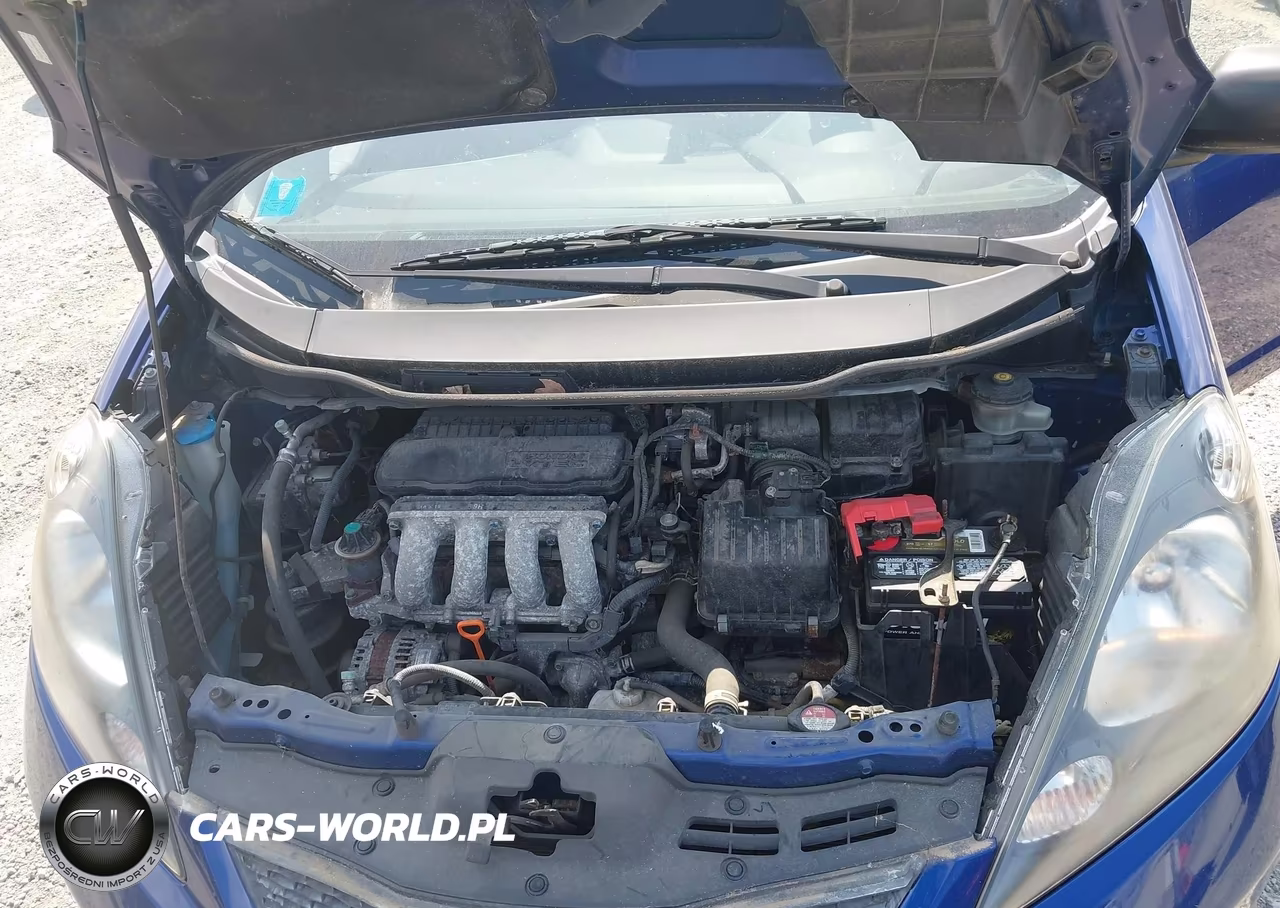 2010 Honda Fit VIN:JHMGE8H24AS002553 - 10