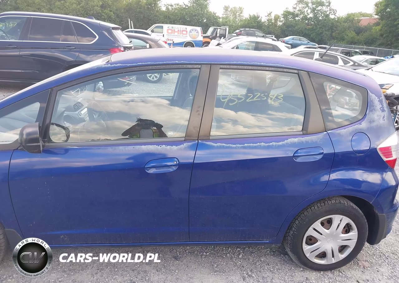 2010 Honda Fit VIN:JHMGE8H24AS002553 - 6