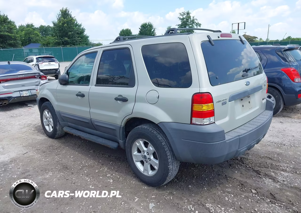 2005 Ford Escape Xlt VIN:1FMYU03195KD15317 - 3