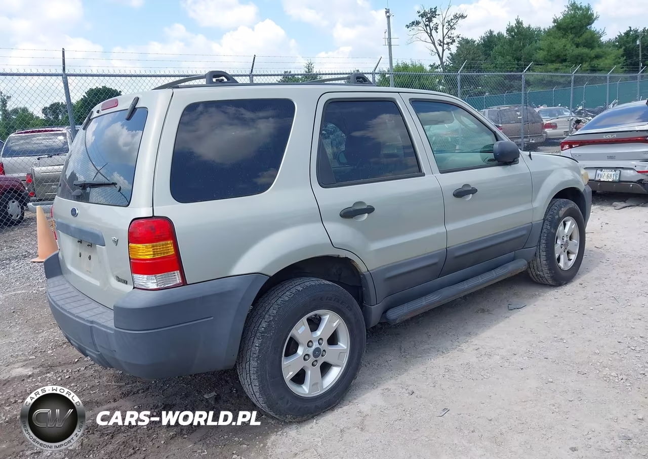 2005 Ford Escape Xlt VIN:1FMYU03195KD15317 - 4