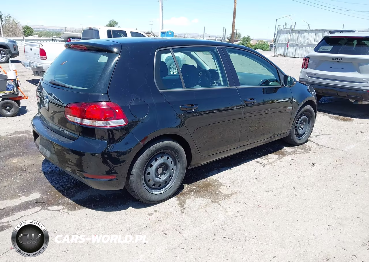 2014 Volkswagen Golf 2.5L (A6) (No Longer Orderable) VIN:WVWDB7AJXEW010986 - 4