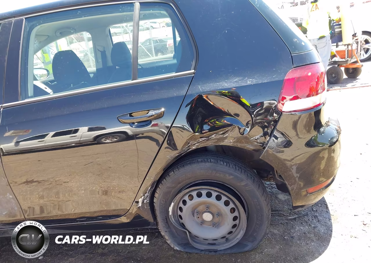 2014 Volkswagen Golf 2.5L (A6) (No Longer Orderable) VIN:WVWDB7AJXEW010986 - 6