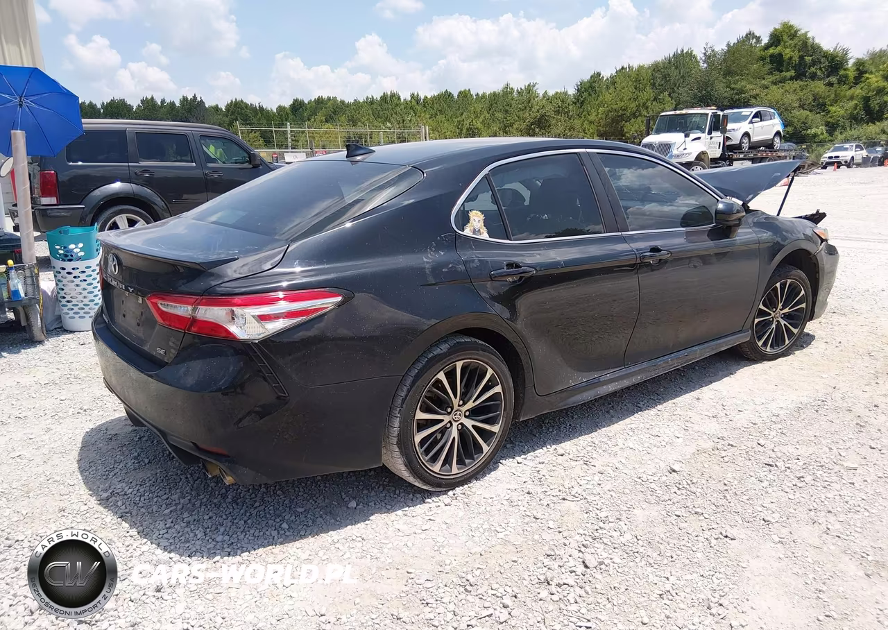 2020 Toyota Camry Se VIN:4T1G11AK4LU964353 - 4