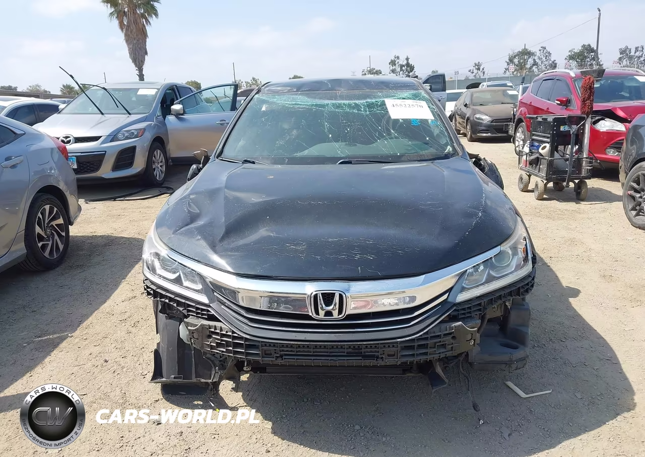 2016 Honda Accord Sport VIN:1HGCR2F53GA186947 - 13