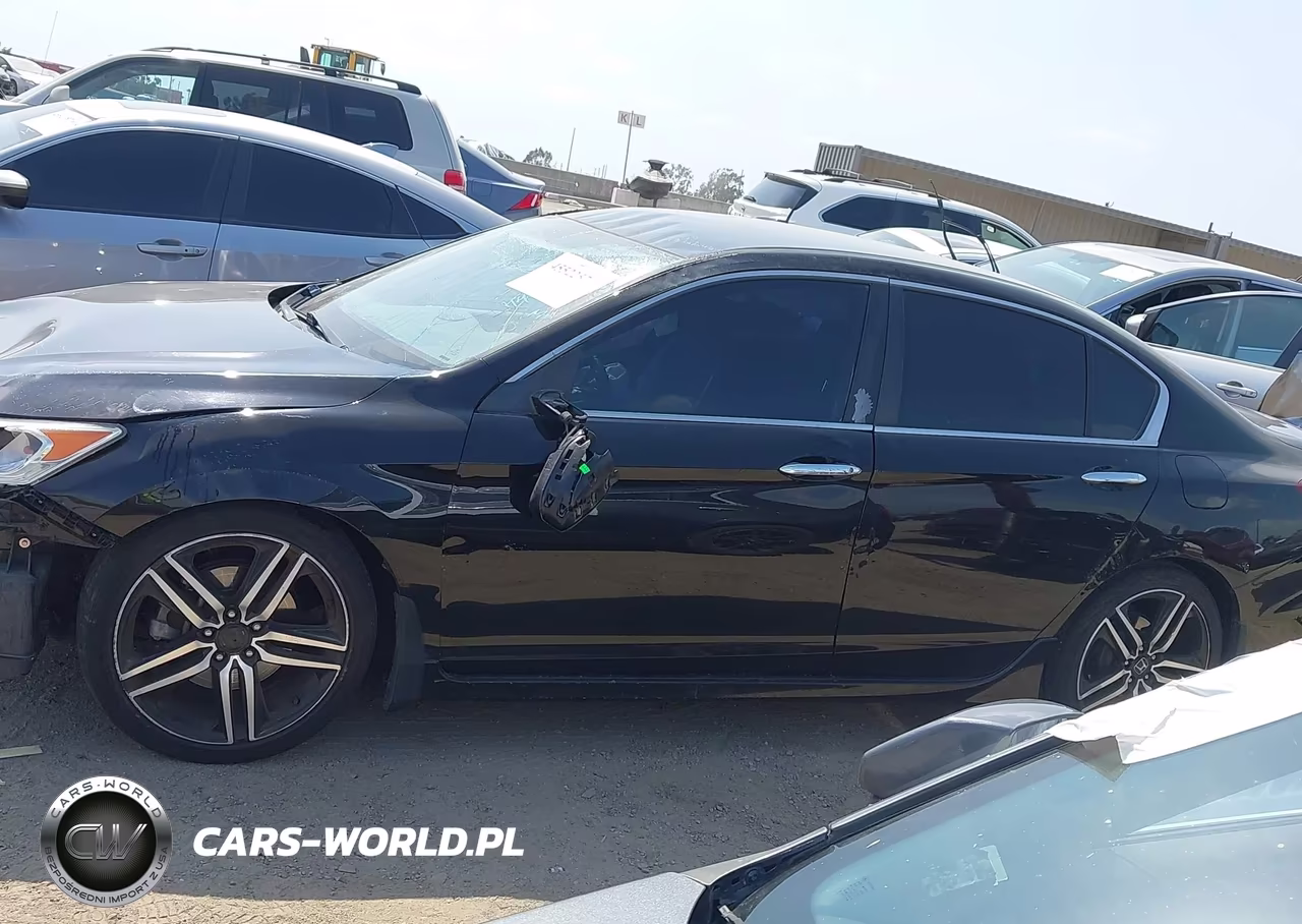 2016 Honda Accord Sport VIN:1HGCR2F53GA186947 - 15