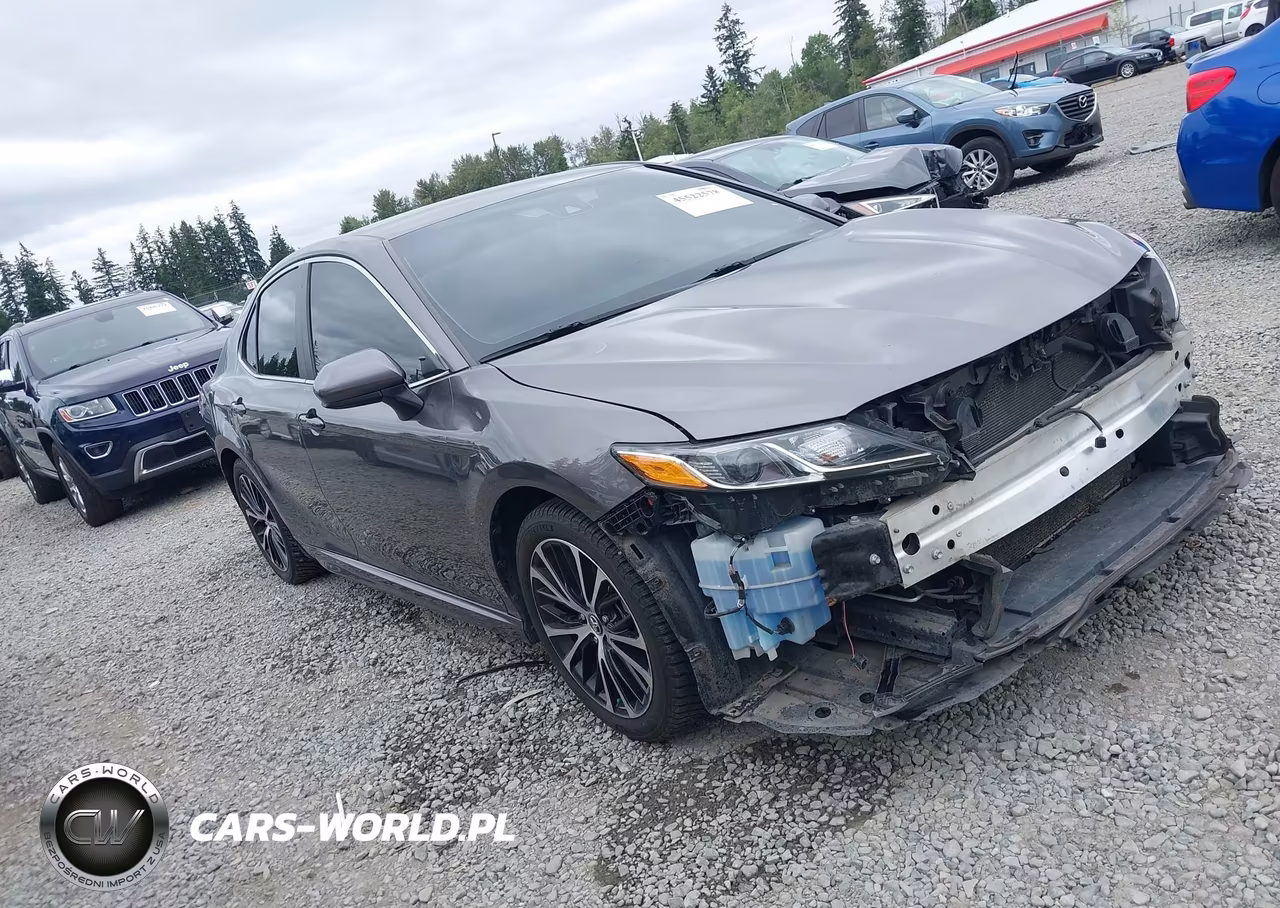 2020 Toyota Camry Se – zdjęcie 1 z 19