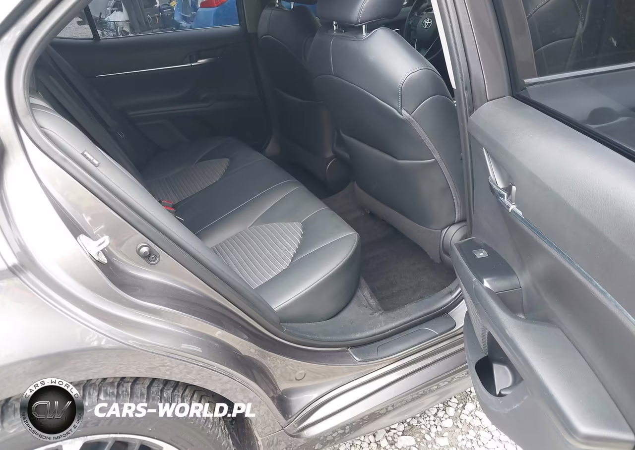 2020 Toyota Camry Se VIN:4T1G11AKXLU862653 - 19
