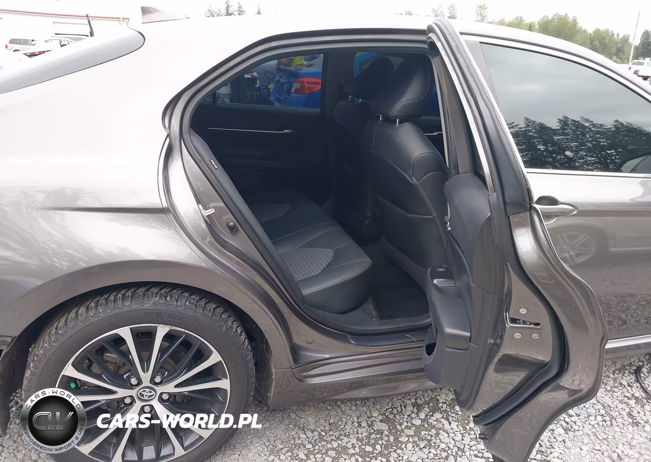 2020 Toyota Camry Se VIN:4T1G11AKXLU862653 - 8