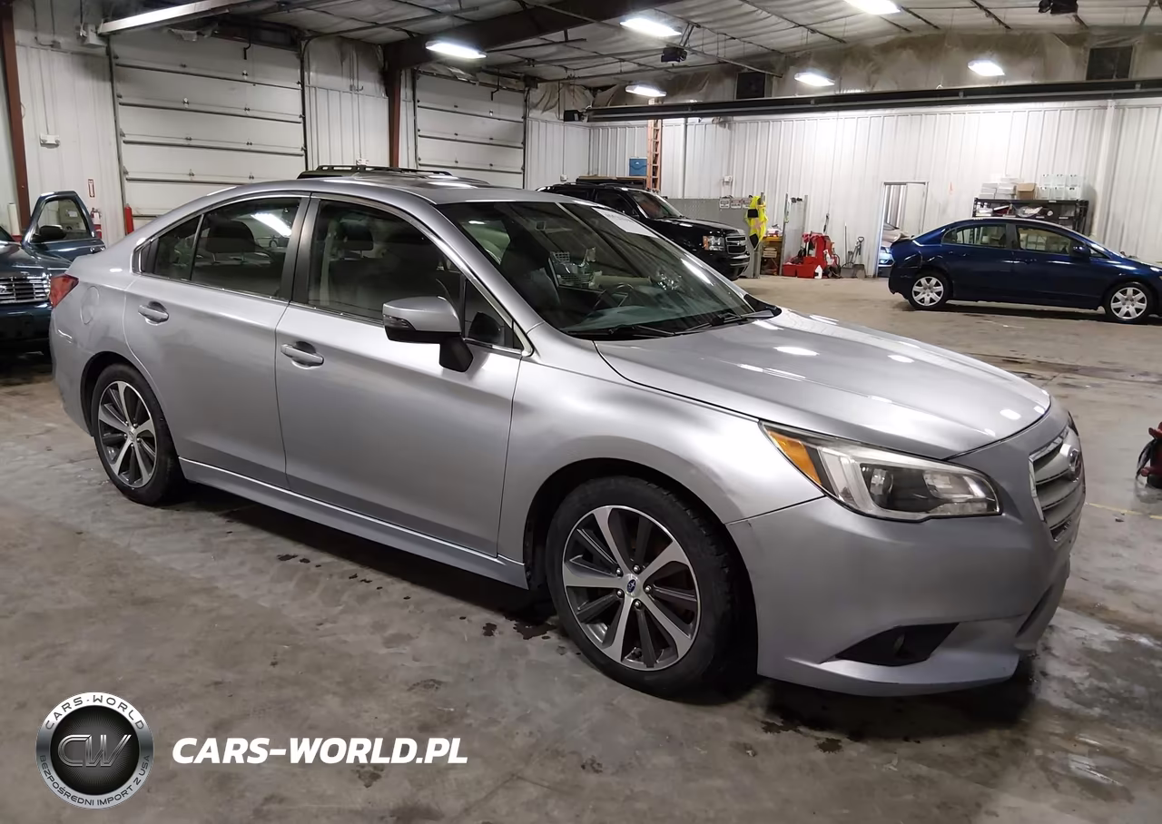 2015 Subaru Legacy 3.6R Limited – zdjęcie 1 z 17