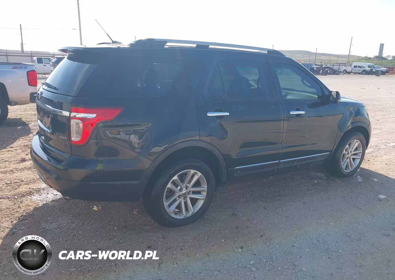 2011 Ford Explorer Xlt VIN:1FMHK8D82BGA66311 - 4