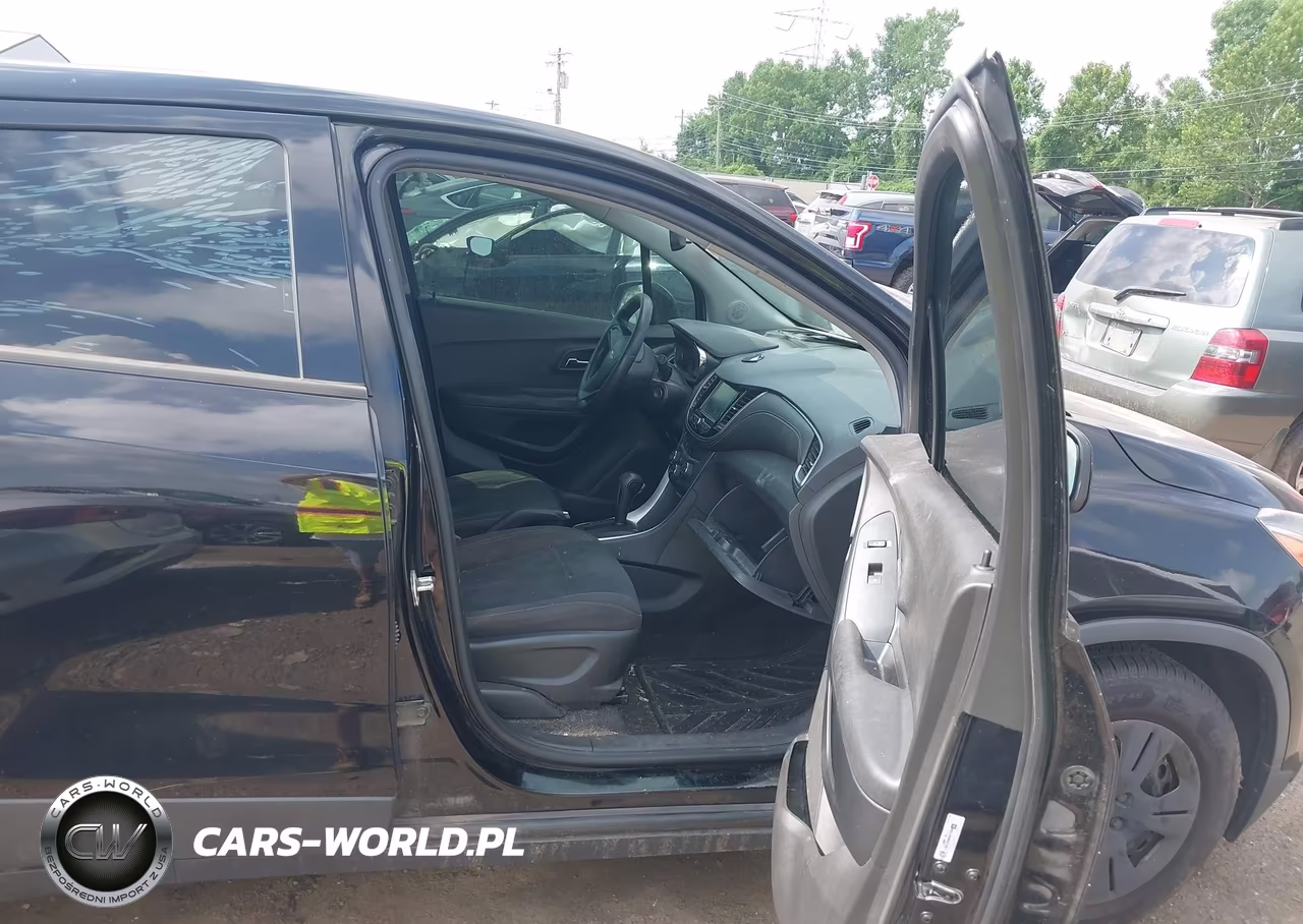 2017 Chevrolet Trax Ls VIN:3GNCJKSB3HL227452 - 5