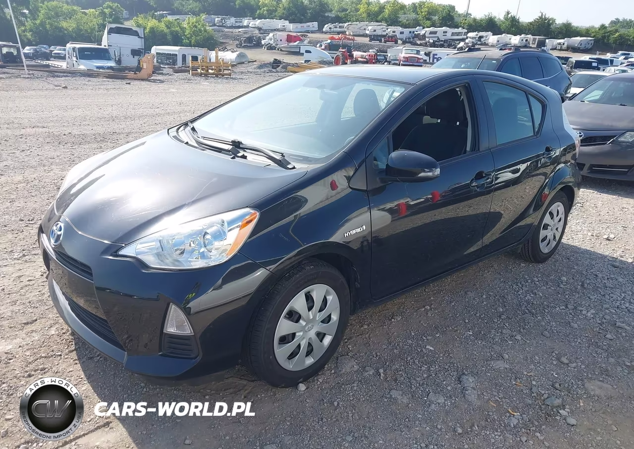 2013 Toyota Prius C Two VIN:JTDKDTB38D1046021 - 2