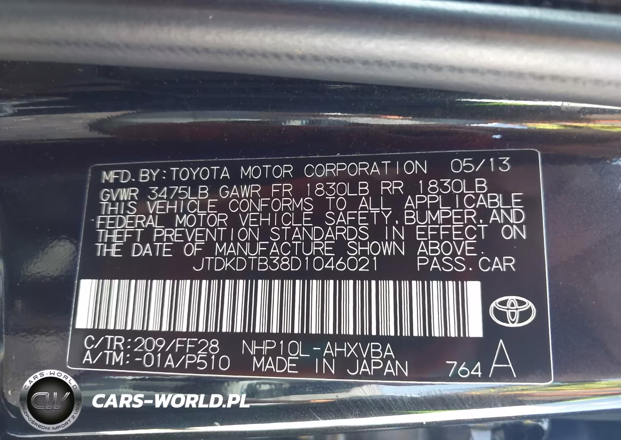 2013 Toyota Prius C Two VIN:JTDKDTB38D1046021 - 9