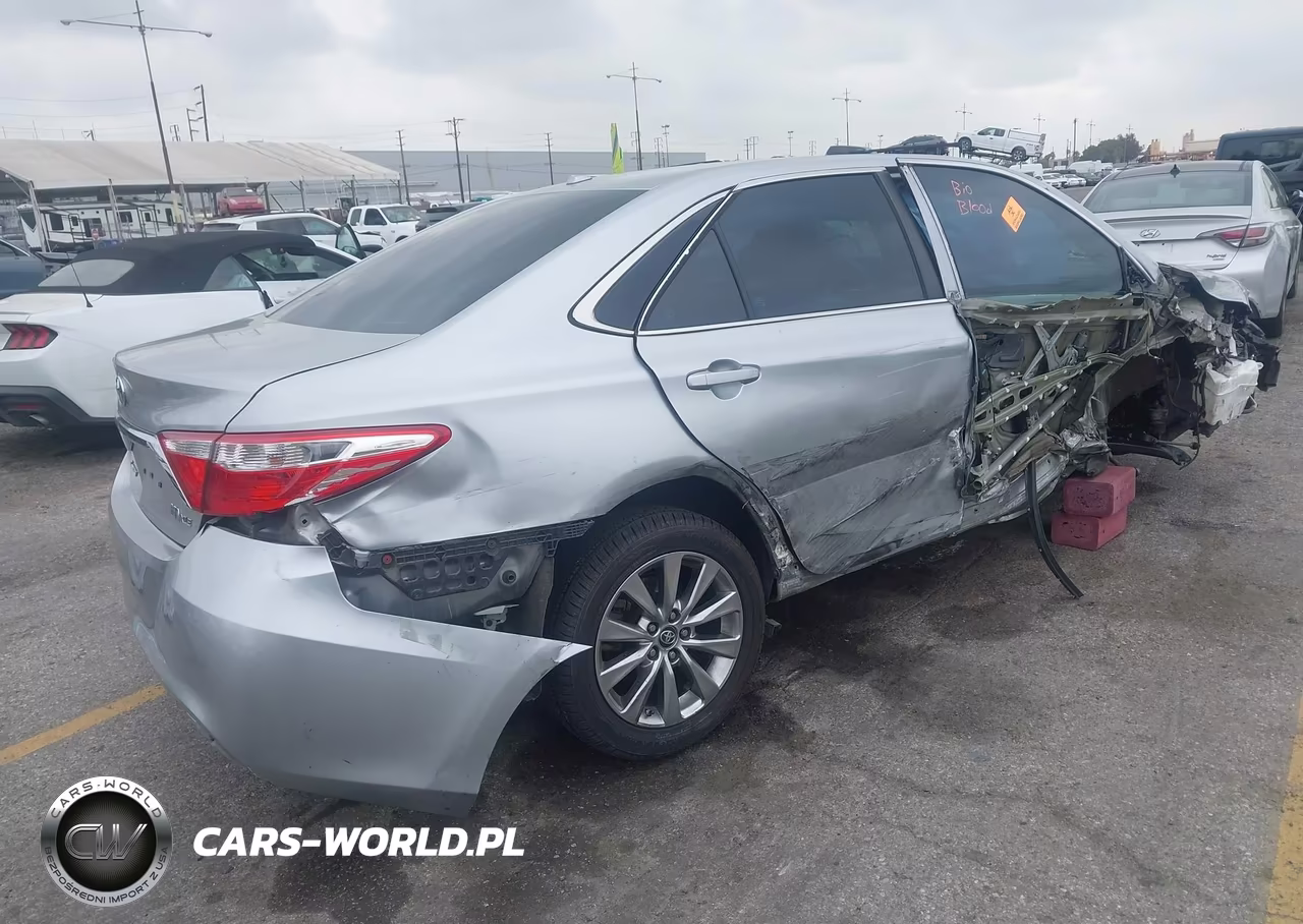 2017 Toyota Camry Hybrid Xle VIN:4T1BD1FK9HU208745 - 4