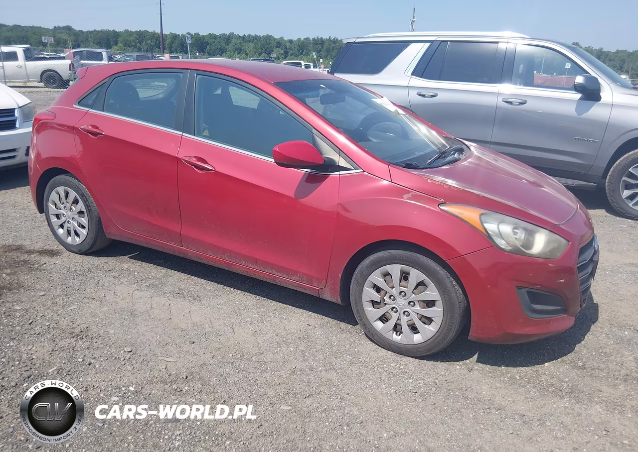 2017 Hyundai Elantra Gt – zdjęcie 1 z 11