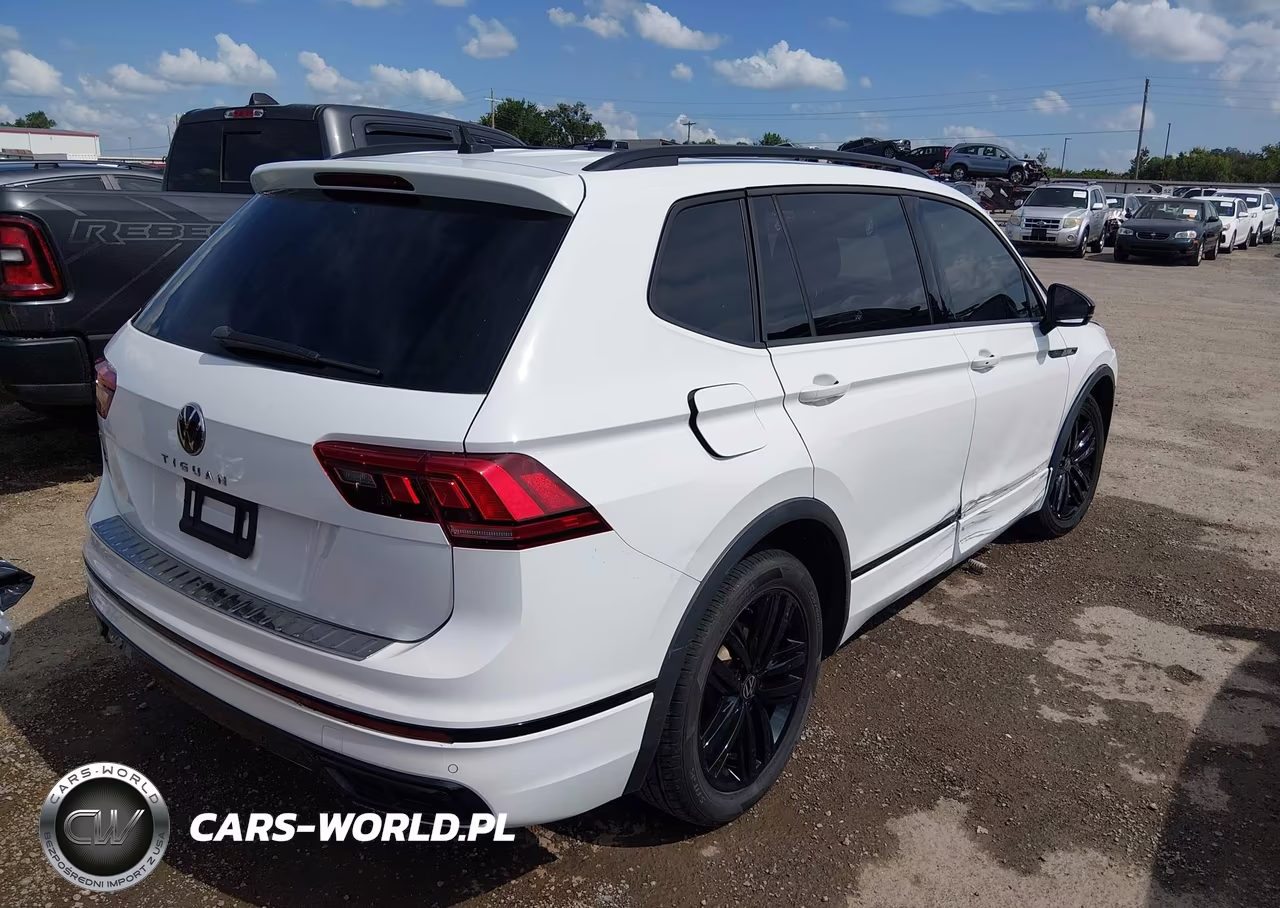 2022 Volkswagen Tiguan 2.0T Se R-Line Black VIN:3VVCB7AX0NM044470 - 4
