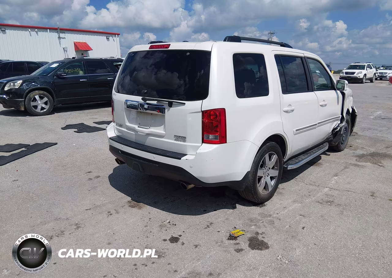 2015 Honda Pilot Touring VIN:5FNYF4H98FB034872 - 4