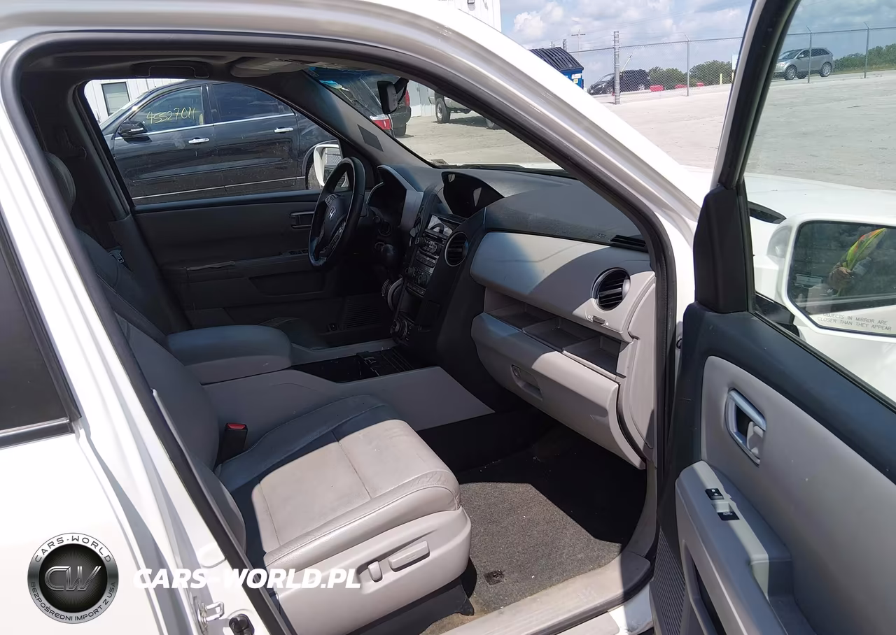 2015 Honda Pilot Touring VIN:5FNYF4H98FB034872 - 5