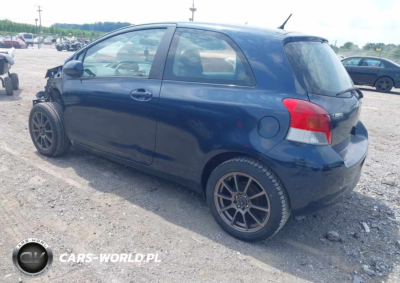 2010 Toyota Yaris VIN:JTDJT4K39A5321050 - 3