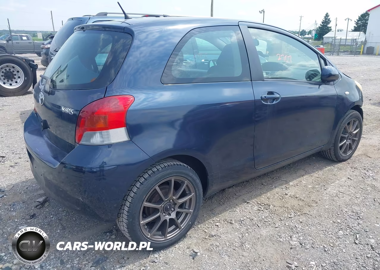 2010 Toyota Yaris VIN:JTDJT4K39A5321050 - 4