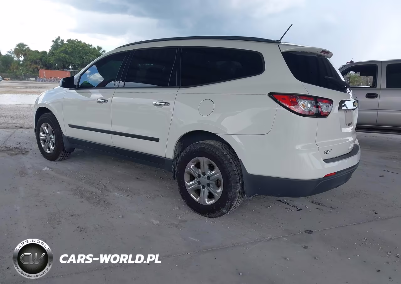 2014 Chevrolet Traverse Ls VIN:1GNKRFED3EJ271186 - 3