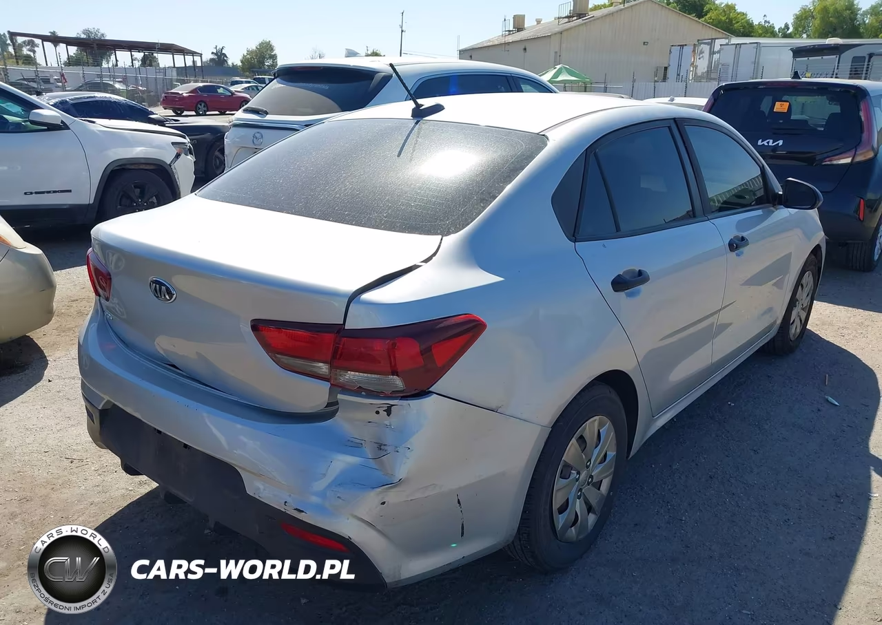 2018 Kia Rio Lx VIN:3KPA24AB4JE044579 - 4