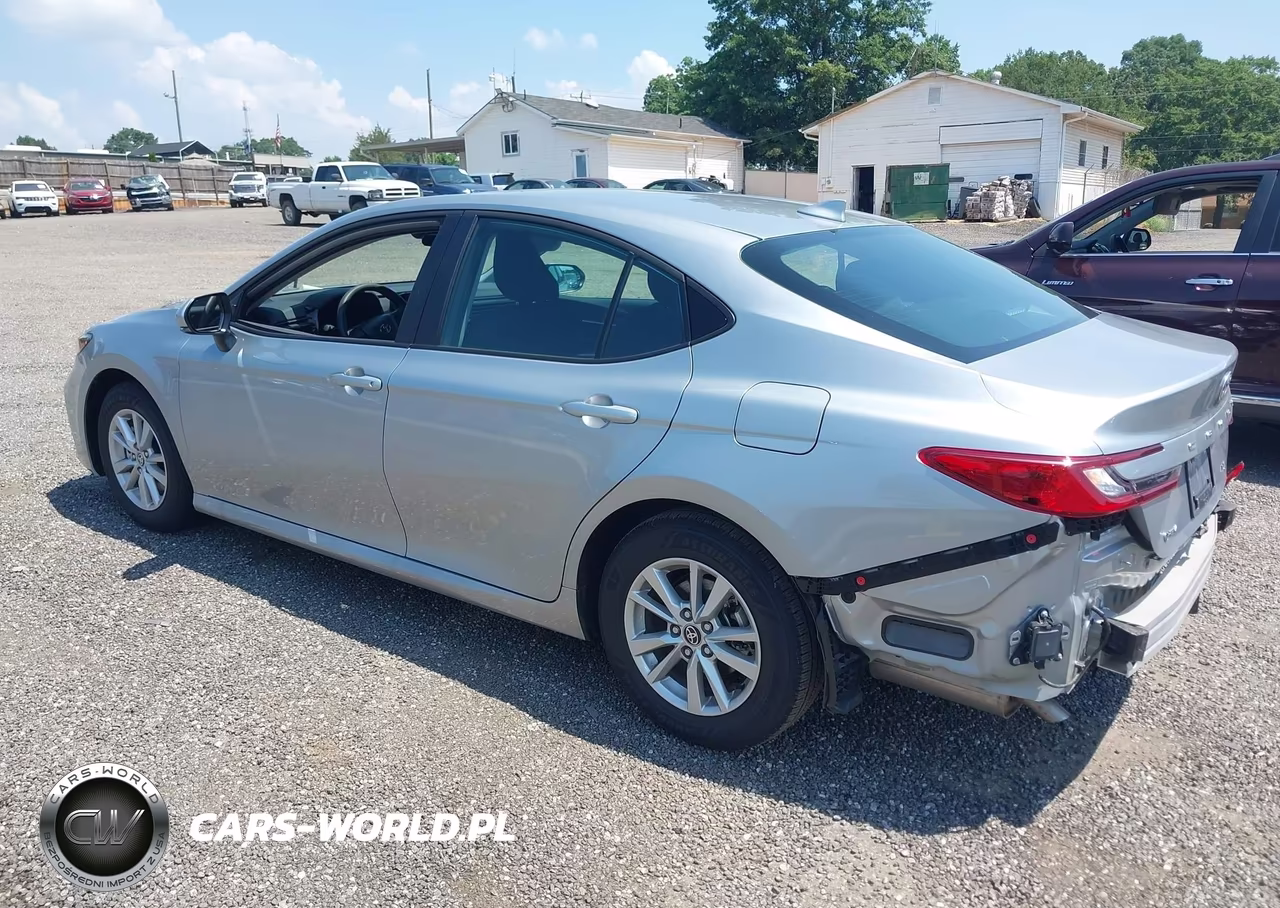 2025 Toyota Camry Le VIN:4T1DAACK4SU106556 - 3